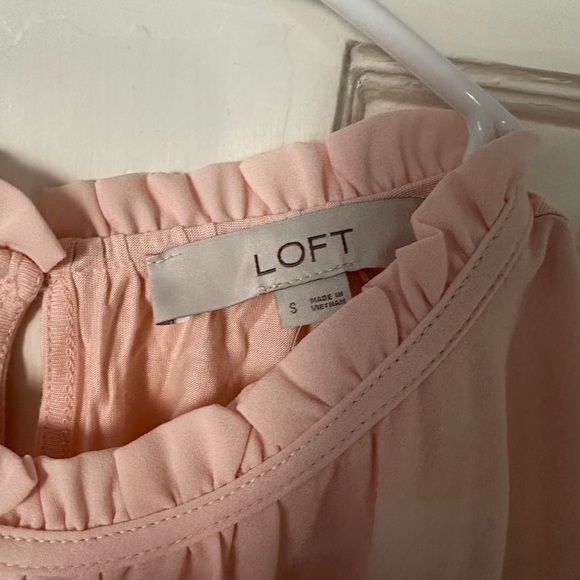 LOFT Soft Pink Ruffle Top - Picture 2 of 2
